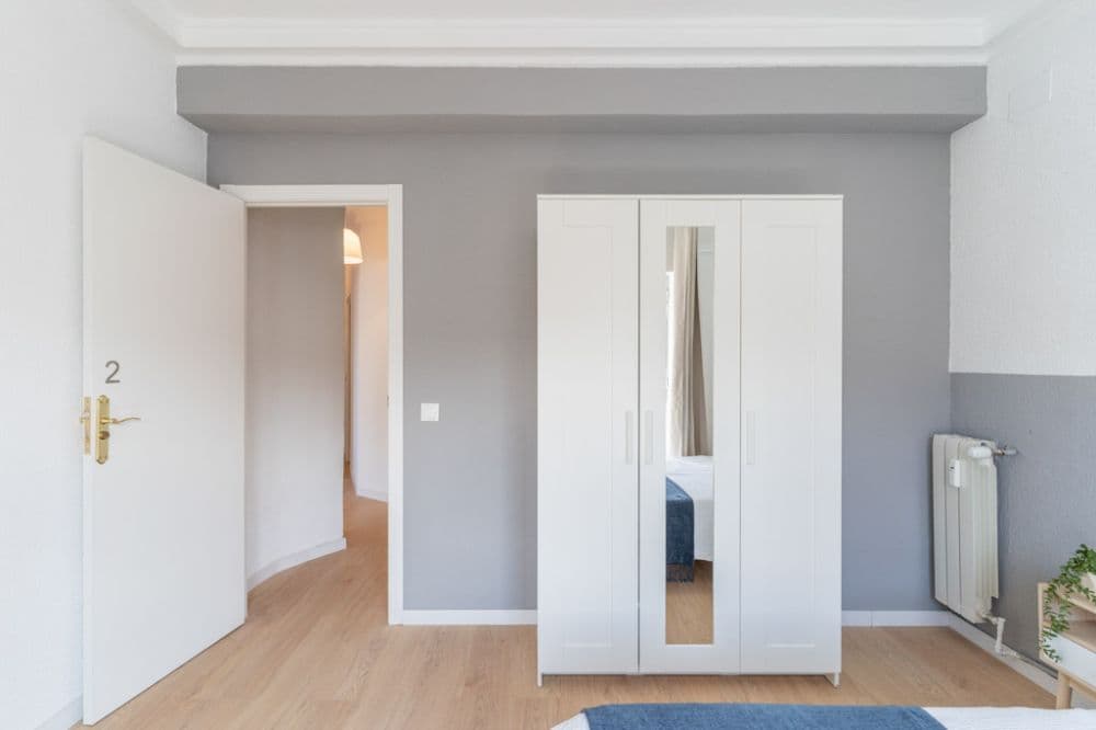Private room in Madrid photo 4