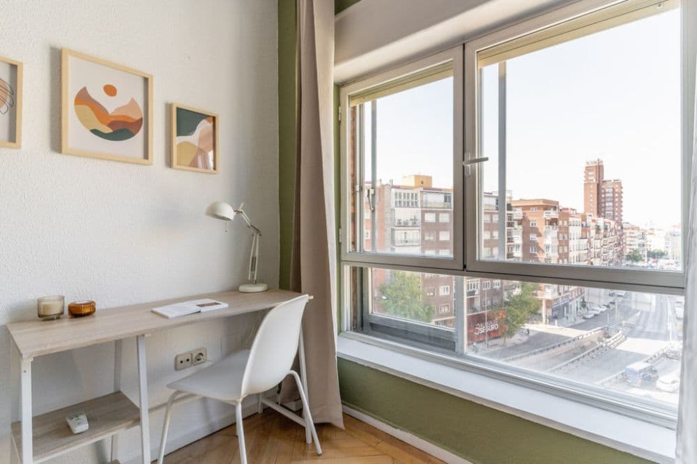 Private room in Madrid photo 5