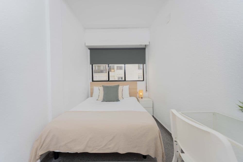 Private room in Valencia photo 3