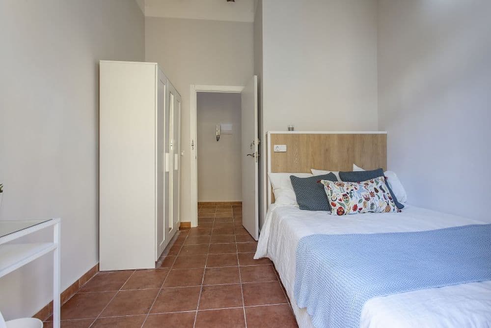 Room in Valencia