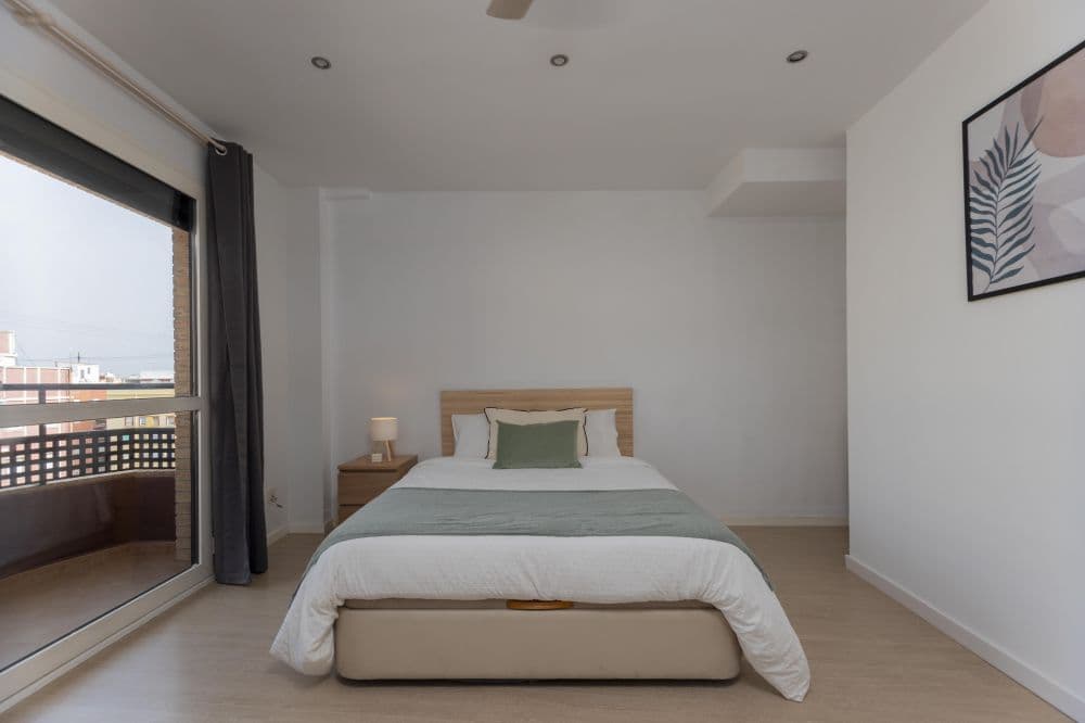 Private room in Valencia photo 2
