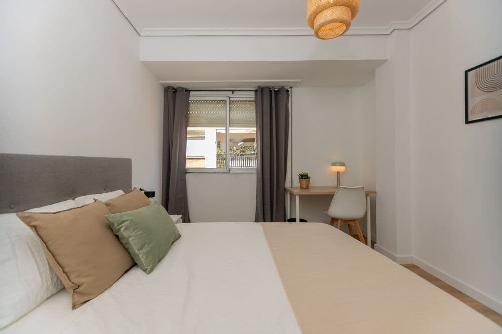 Private room in Valencia photo 2