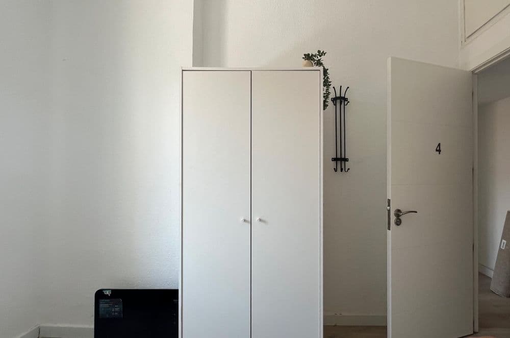 Private room in Madrid photo 4