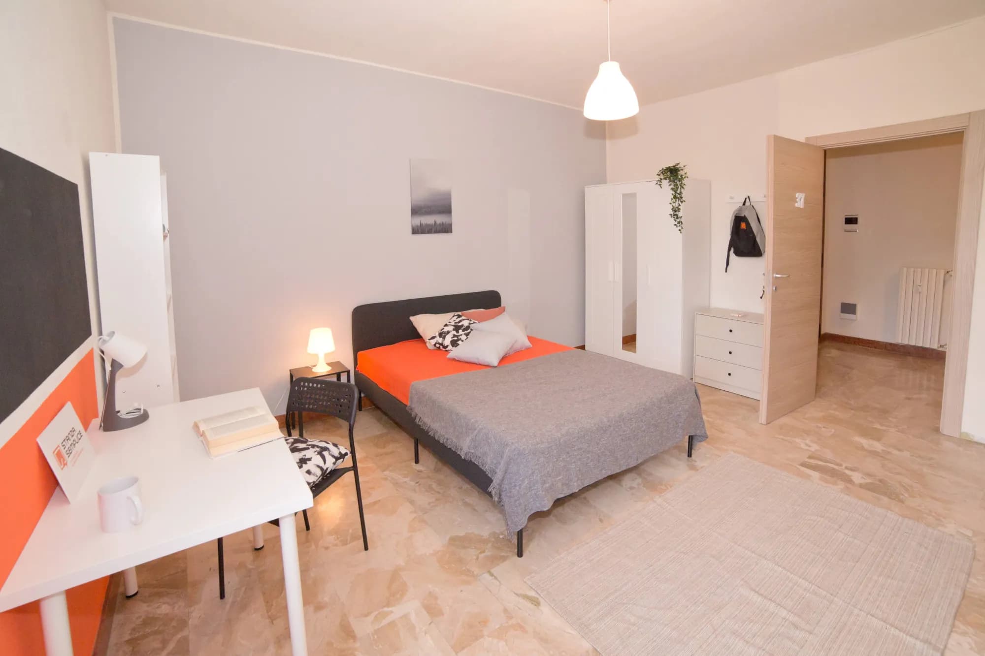 Habitación privada en Lecco photo 4