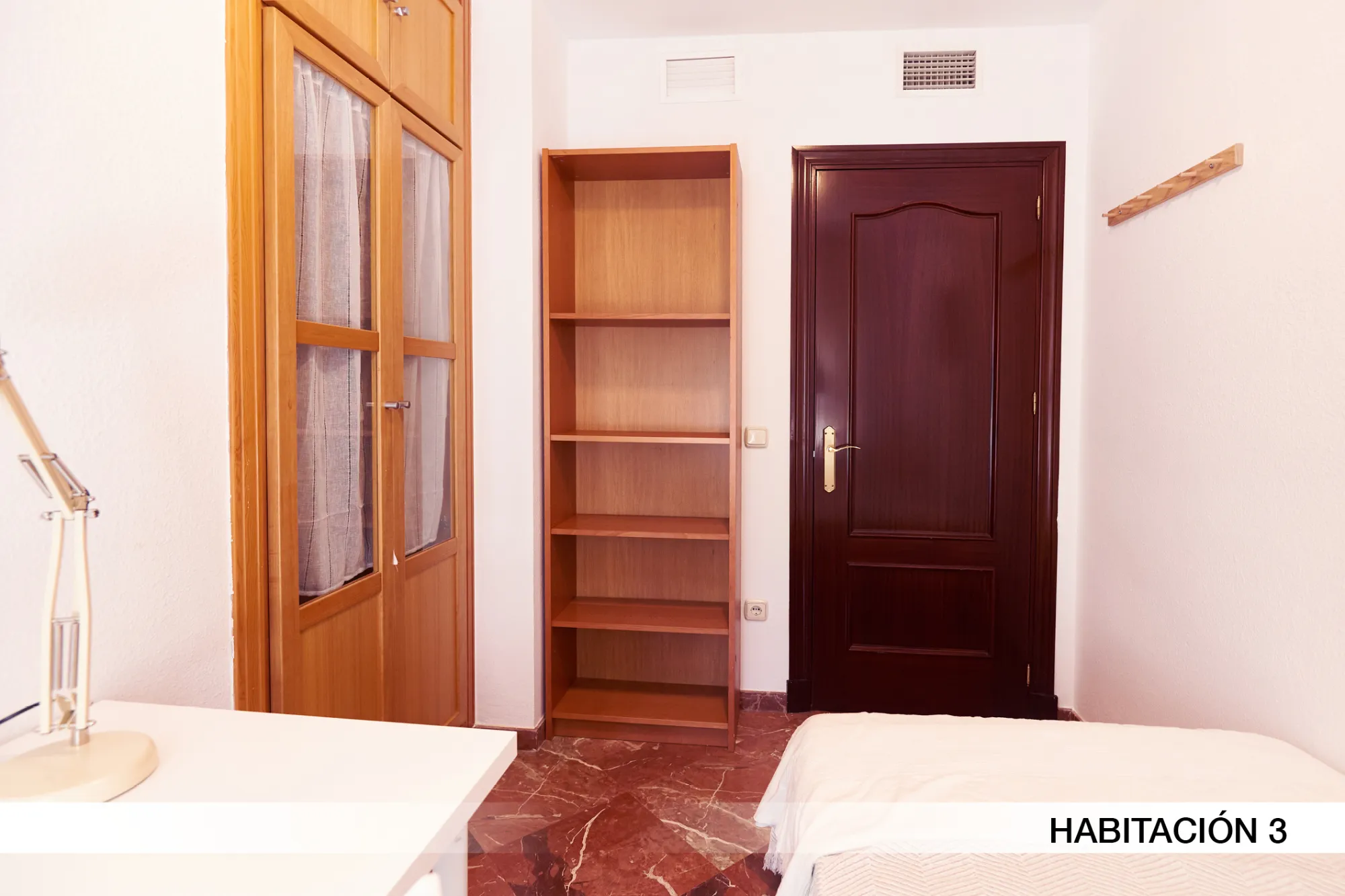 Habitación privada en Seville photo 2
