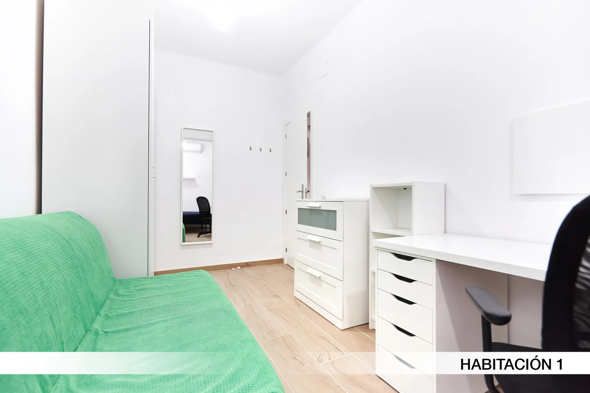 Habitación privada en Seville photo 3
