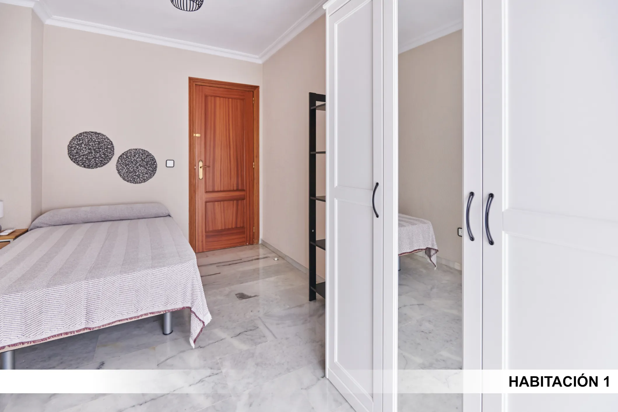 Habitación privada en Seville photo 3